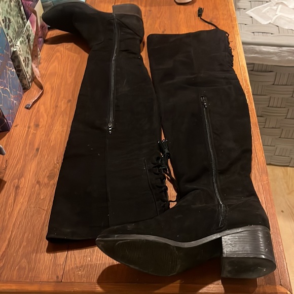 Over the knee length boots, size 8 - Picture 8 of 11